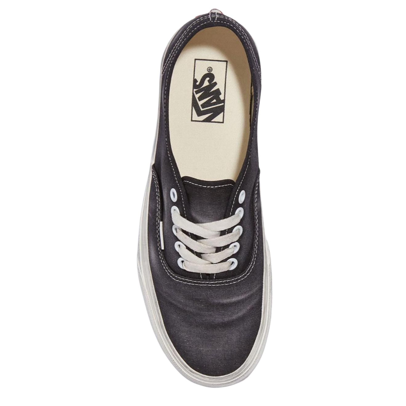 Shop Vans Authentic 波浪系列 "黑白" VN000BW5CJK