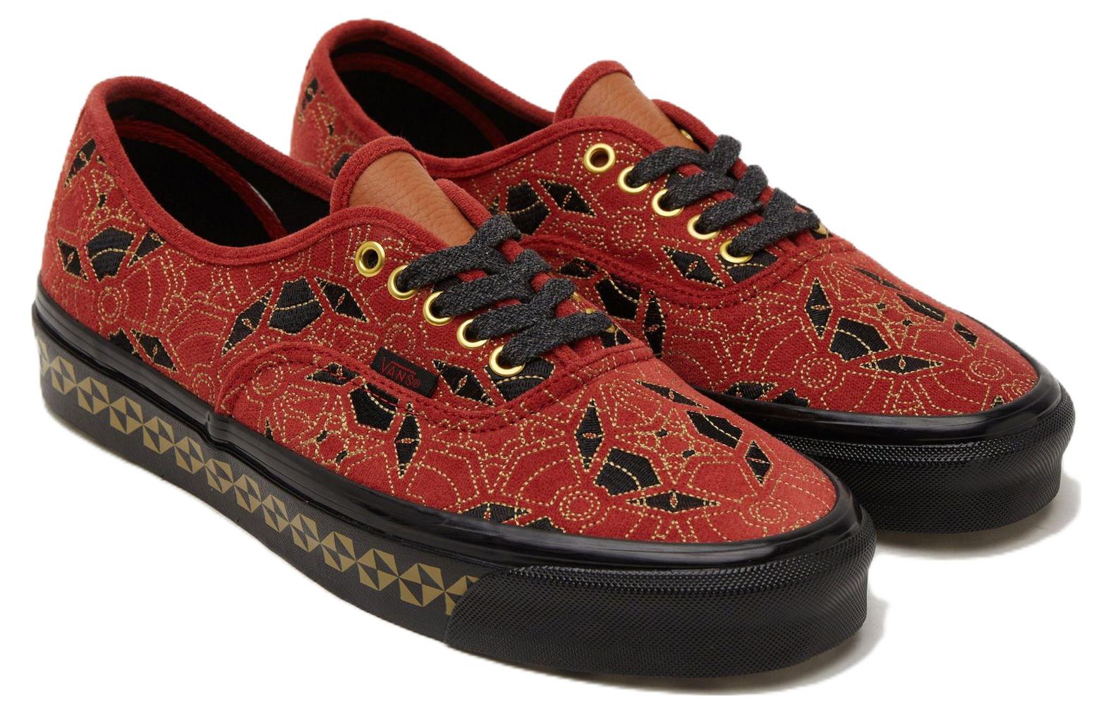 Lookbook Vans Authentic x size? 'Hitam Merah' VN0A7Q5C968