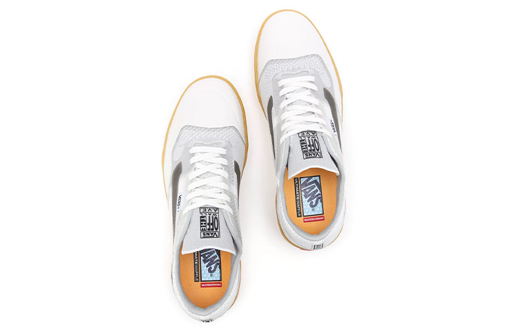 Shop Vans Aveニット (白/グレー/黄) VN0005UW9DH
