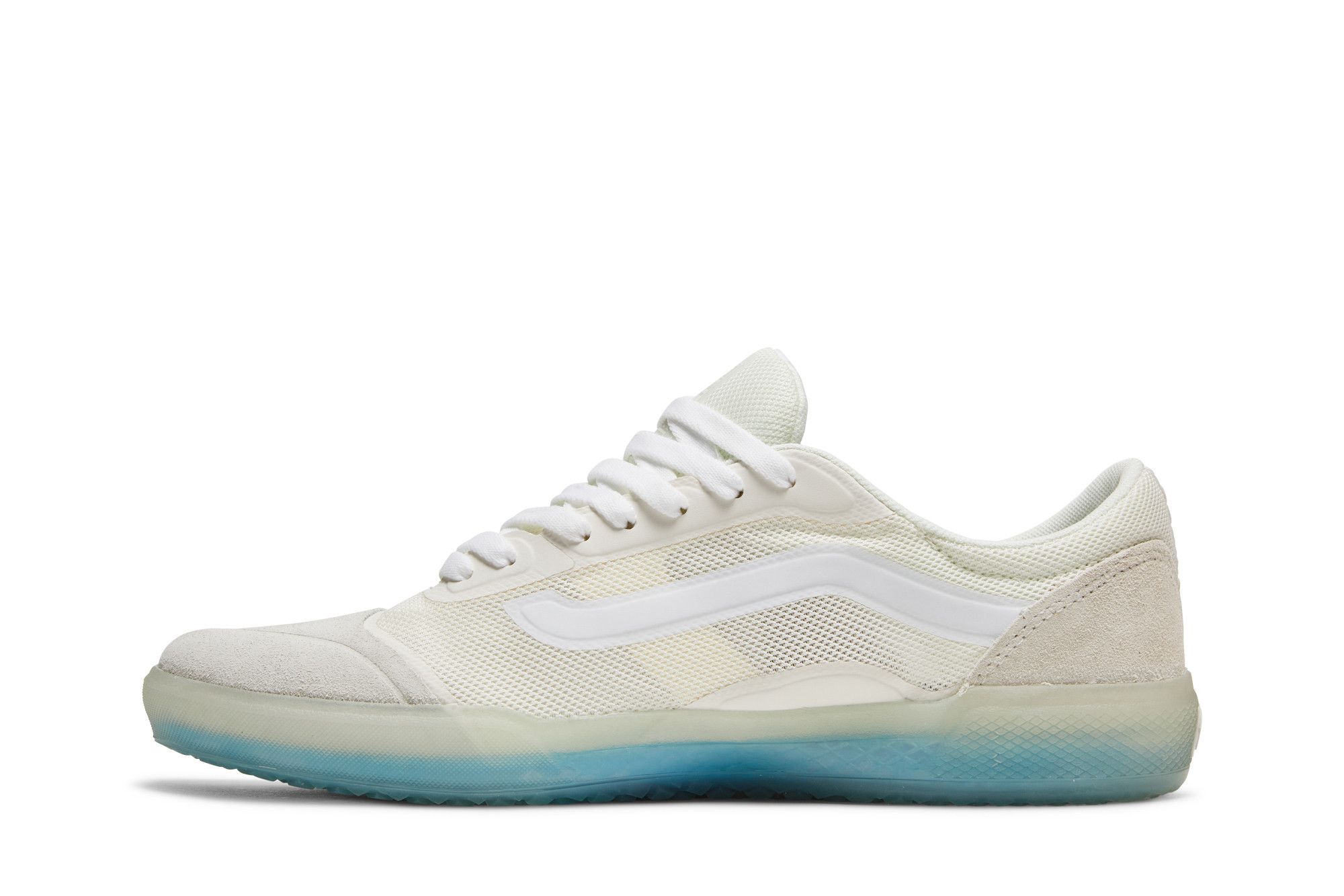 Lookbook Vans Ave Pro ''Marshmallow'' Sneaker VN0A4BT7QJM