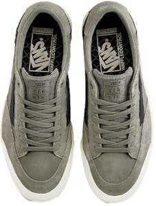 Vans Berle Pro '联动' 运动鞋 VN0A3WKX2LA Shop Vans Berle Pro '联动' 运动鞋 VN0A3WKX2LA