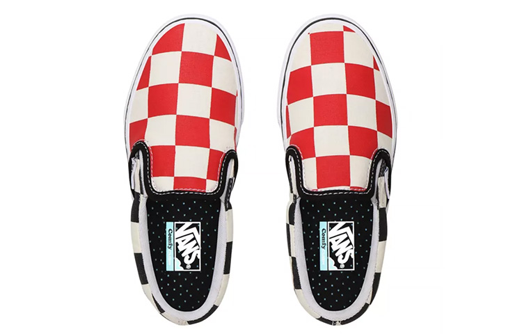 Lookbook Vans Big Checker Comfycush Slip-On Schwarz/Rot VN0A4UUBXWD