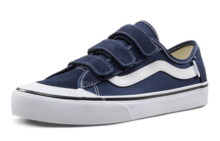 Lookbook Vans Black Ball V ''Dress Blues'' Scarpe VN0A3QY1T24