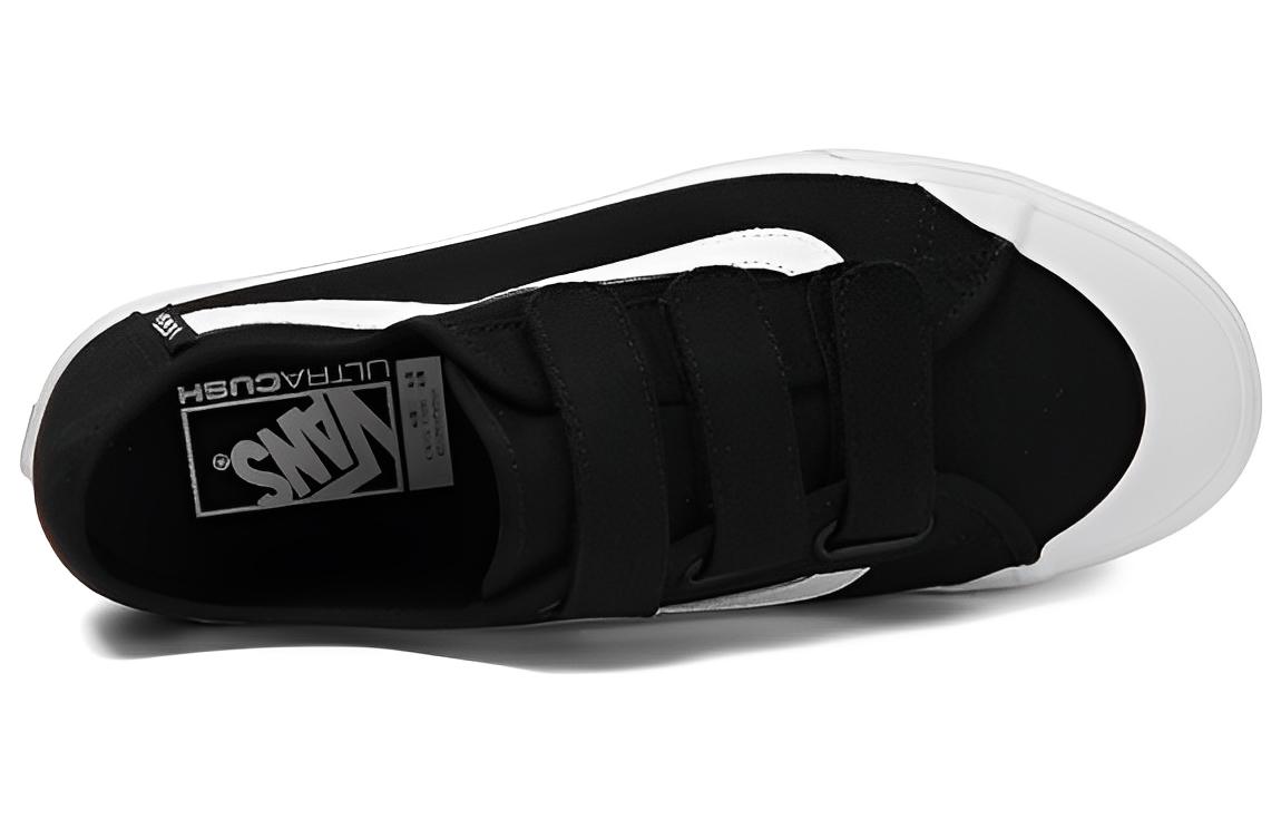 Shop Vans 黑球 V 黑 防滑耐磨輕便 低幫 板鞋 男女同款 黑白