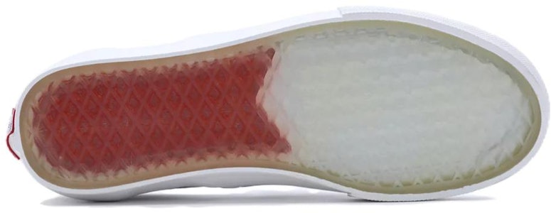 Vans 黑寡婦蜘蛛 SLIP-ON 舒適 防滑減震 低筒 滑板鞋 男女款 黑白色 Shop Vans 黑寡婦蜘蛛 SLIP-ON 舒適 防滑減震 低筒 滑板鞋 男女款 黑白色