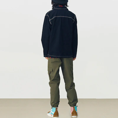 Vans 黑色工作外套搭配紅唇領口設計 VN0A3WF1Z4A Purchase Vans 黑色工作外套搭配紅唇領口設計 VN0A3WF1Z4A