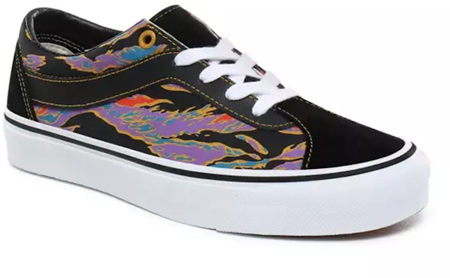 Vans Tiger Camo Bold NI 'Hitam Putih' VN0A3WLPT1P Lookbook Vans Tiger Camo Bold NI 'Hitam Putih' VN0A3WLPT1P