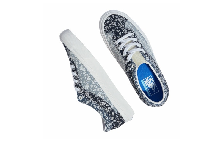 Lookbook Vans Bold Ni 'Bandana' Sepatu Pria VN0A5DYAASN