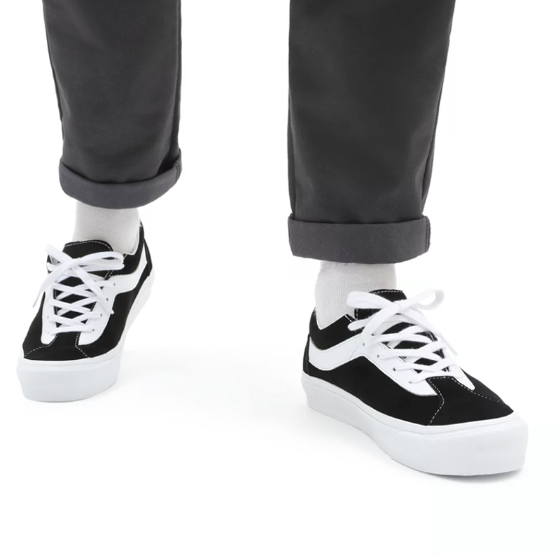 Sizing Vans Bold Ni ''Schwarz'' VN0A3WLPOS7