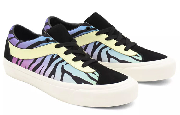 Lookbook Vans Bold Ni 'Outsiders' VN0A5DYA9HH