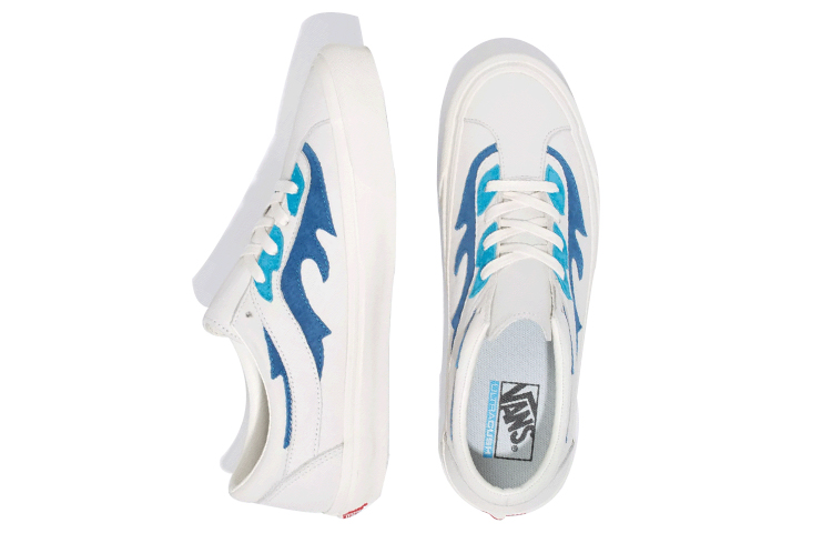 Shop Vans Bold Ni Flamethrower 'Putih Biru' VN0A4UVR2OX