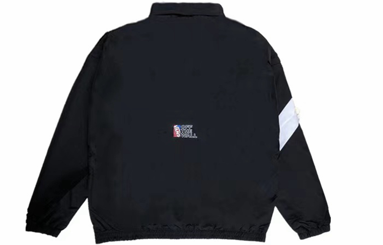 Lookbook Vans 透氣針織連帽訓練外套 適合跑步與休閒穿搭 VN0A4UR8BLK