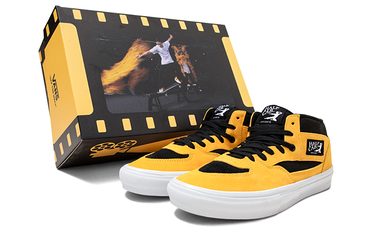 Vans Bruce Lee x Half Cab 'Yellow Black' VN0A5FCDY23(S-BOX)