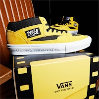 Vans Bruce Lee x Half Cab 'Kuning Hitam' VN0A5FCDY23(S-BOX) 2
