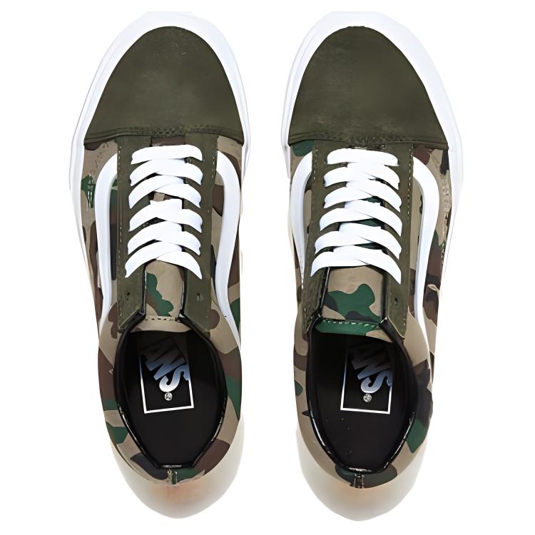 Shop Vans Camo Old Skool 'Hijau Putih' VN0007NTY33