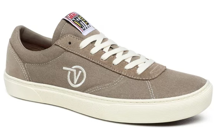 Lookbook Vans Canvas Paradoxxx Coklat Kelabu VN0A3TKKXG6