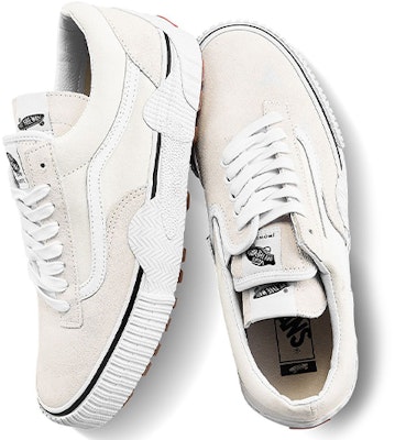 Vans Cap Mash Low LX 'Putih Gum' VN0A4UUS1DT Lookbook Vans Cap Mash Low LX 'Putih Gum' VN0A4UUS1DT