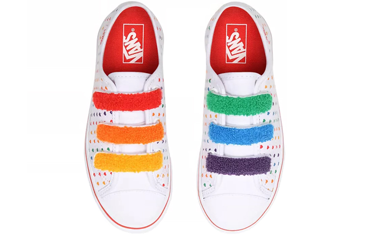 Shop Vans Chenille Style 23 V White VN0A4UI7WL1