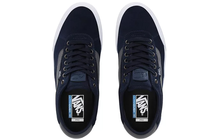 Shop Vans Chima Pro 2 灰蓝配色 VN0A3MTISVJ