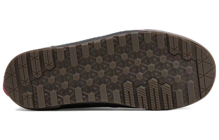 Shop Vans Chukka 79 潮流休閒 耐磨防滑 中筒 滑板鞋 男女同款 綠色