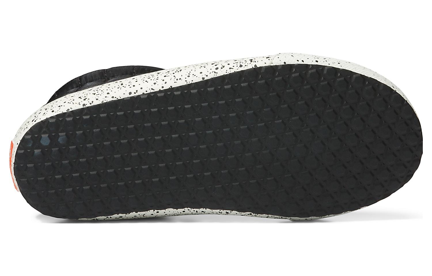 Shop Vans Chukka 'Hitam Putih Biru' VN0A5KQWBML