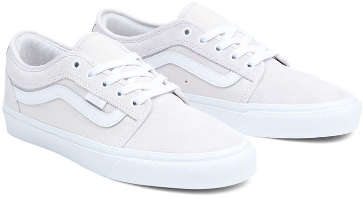 万斯 Chukka Low 侧条纹 '灰白色' VN0A5KQZCOI Lookbook 万斯 Chukka Low 侧条纹 '灰白色' VN0A5KQZCOI