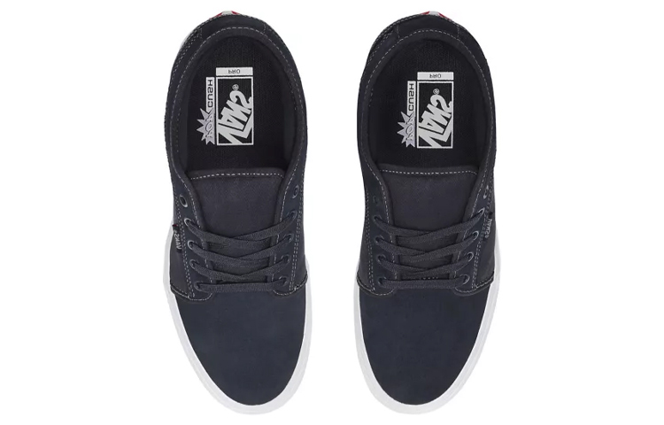 Shop Vans Chukka Low 黑白配色 VN0A38CG0QW