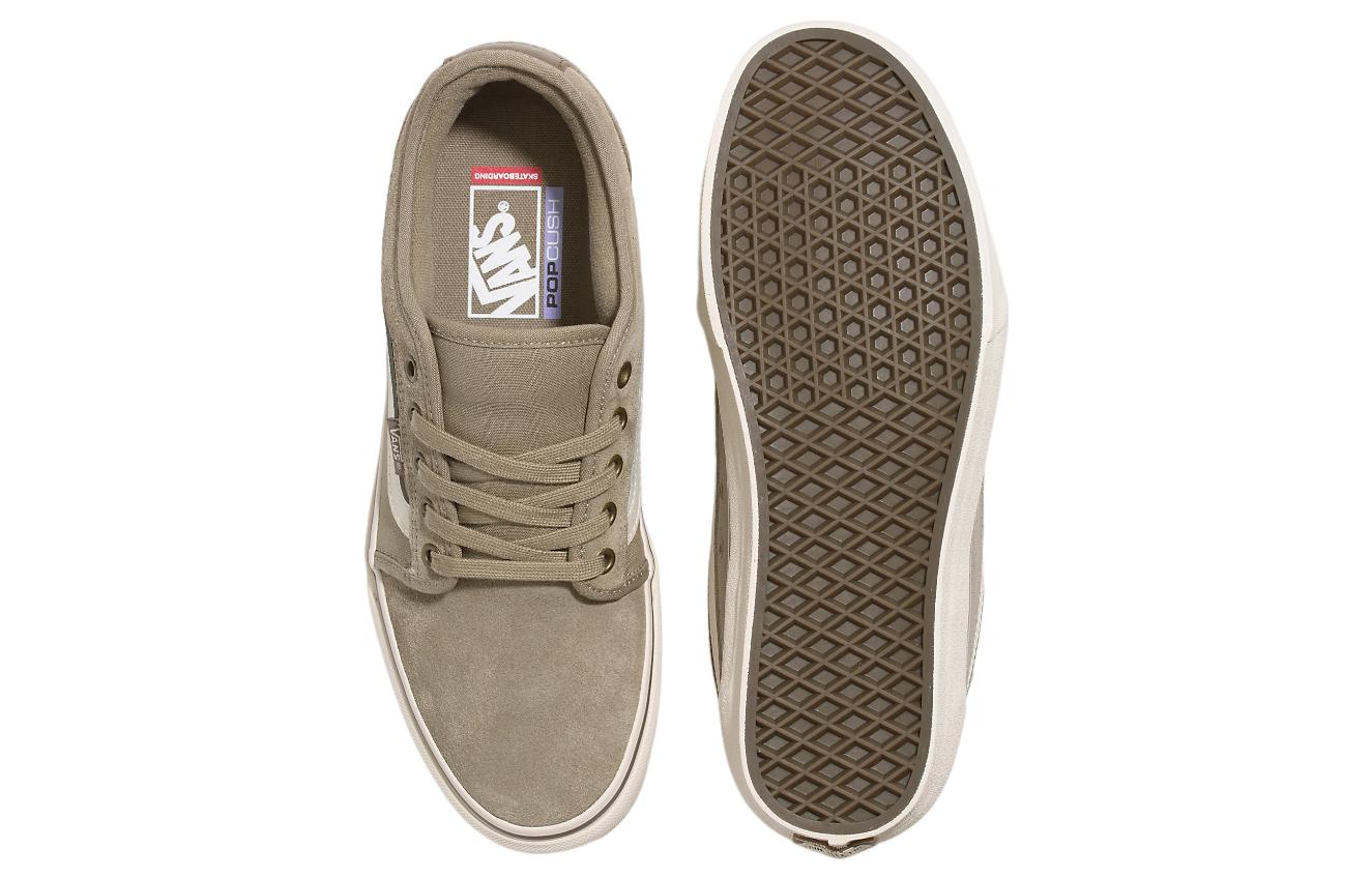 Shop Vans Chukka Low 侧条纹“绿色” VN0A5KQZMOC