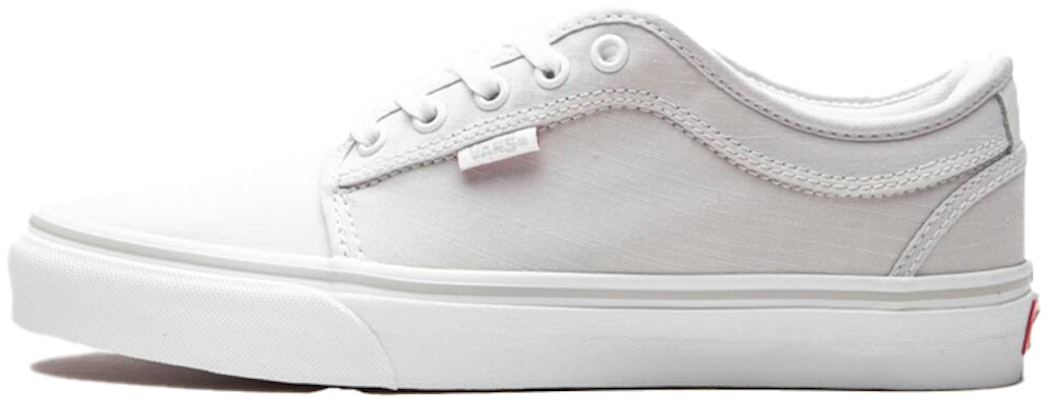 Vans Chukka Low Sepatu Skate Kasual Stylish Putih Top Rendah VN000NKA2LD Buy Vans Chukka Low Sepatu Skate Kasual Stylish Putih Top Rendah VN000NKA2LD