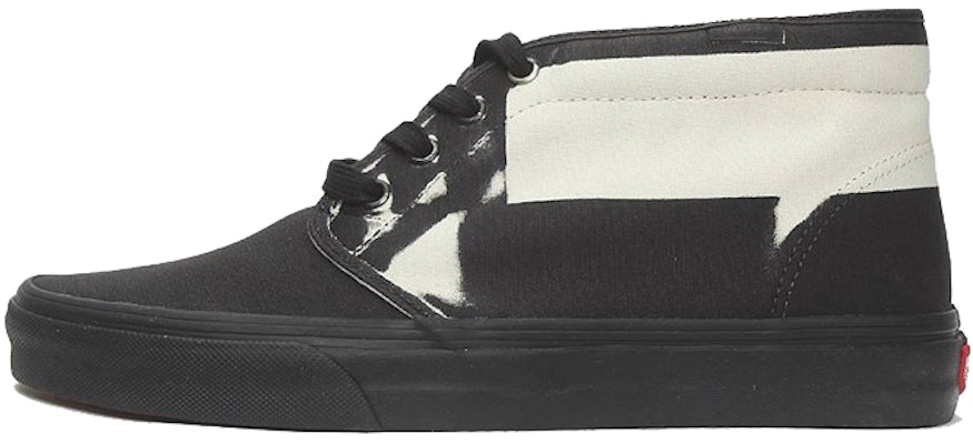 Vans Chukka Shoes Black/White VN000EGTV8P Buy Vans Chukka Shoes Black/White VN000EGTV8P