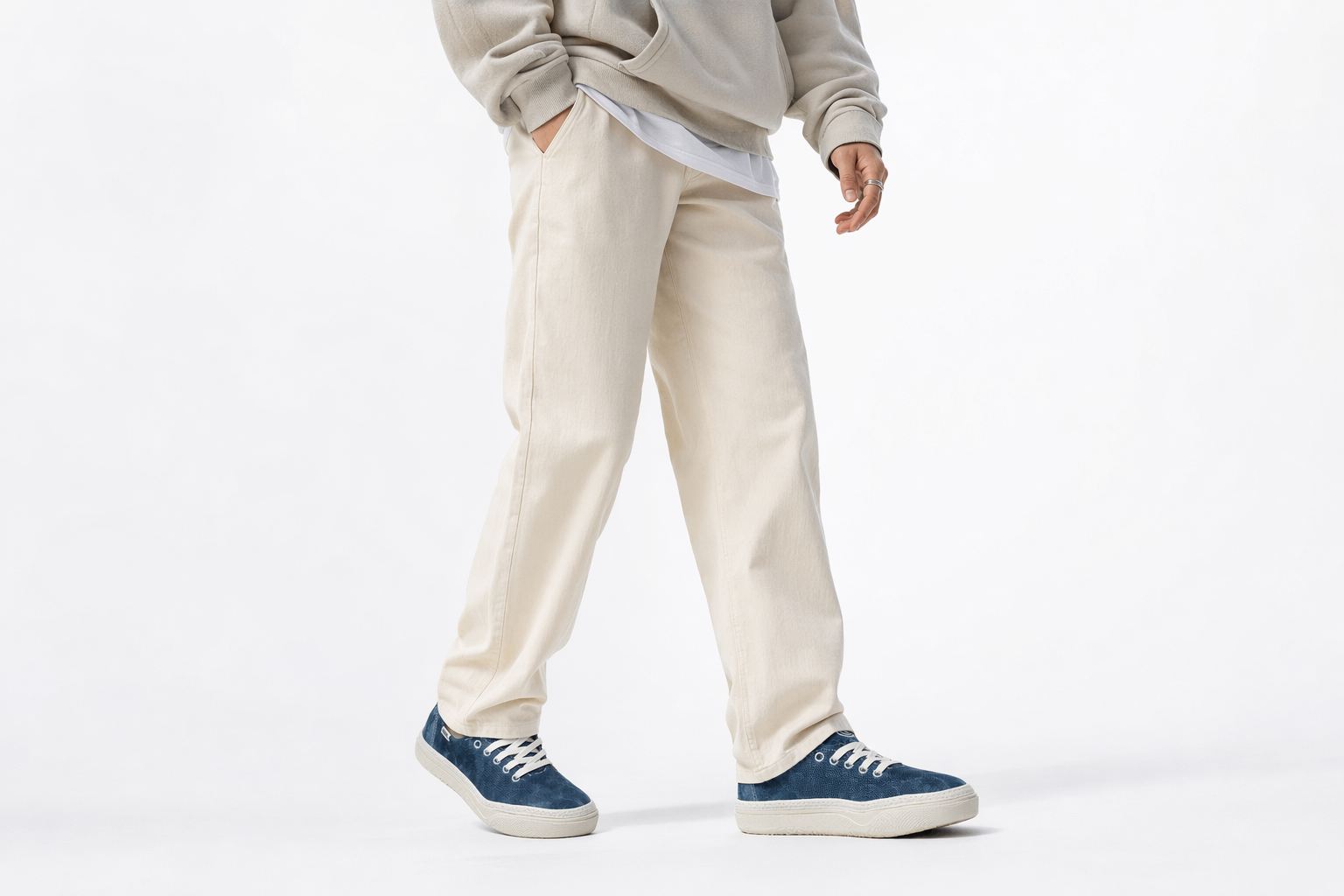 Order Vans Circle Vee 'Blue White' VN0A4BWLOBL