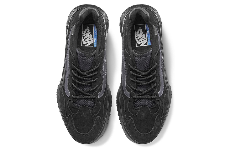 Shop Vans City Trail レトロローカット (ブラック) VN0A4BTJV8R