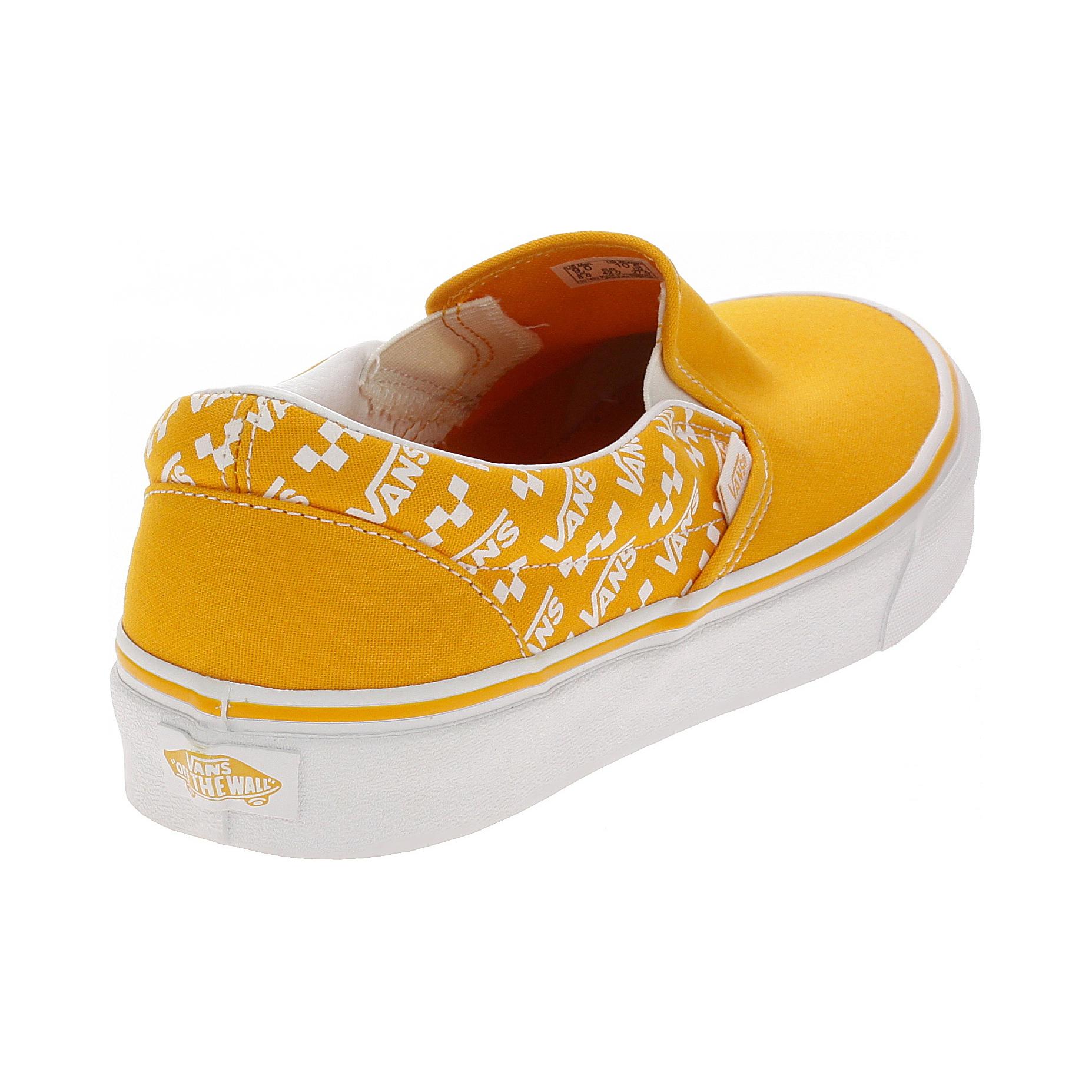 Shop Vans Classic Slip-On - Boys (Logo Ulang) Kuning Kadmium VN0A4BUTWL3