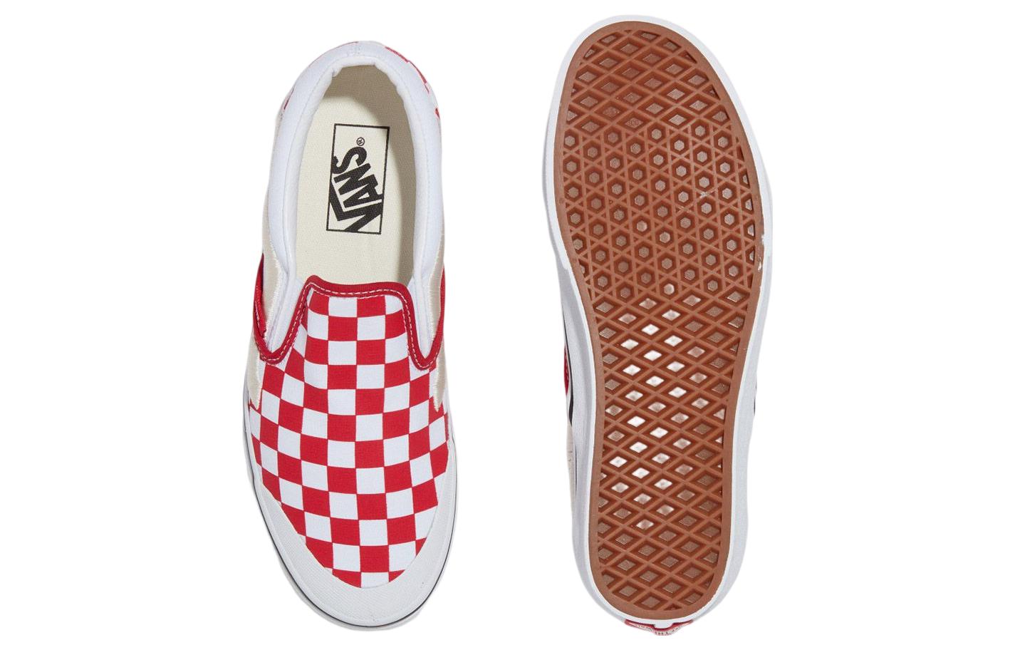Shop Vans Classic Slip-On 138 'Garis Samping - Kotak Merah' VN000BW39Y1