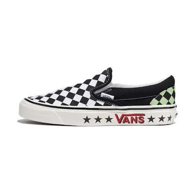 Vans Classic Slip-On 98 DX Sneakers 'Black White'
