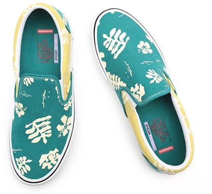 Vans 經典無帶帆布鞋「Aloha」VN0A5FCA3LA Shop Vans 經典無帶帆布鞋「Aloha」VN0A5FCA3LA