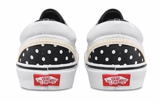 Vans 经典懒人鞋 '黑白航海' VN0A38F7VMD Shop Vans 经典懒人鞋 '黑白航海' VN0A38F7VMD