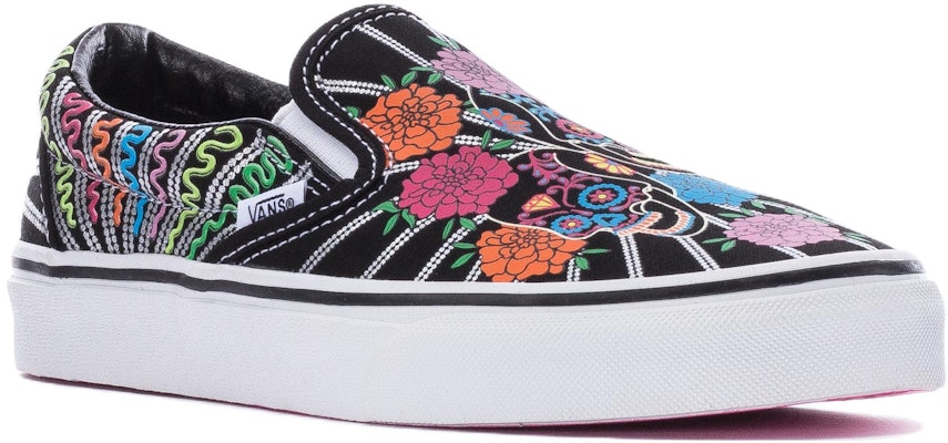 Vans 经典懒人鞋 '亡灵节 - 花卉' VN0A5JMHBMW Lookbook Vans 经典懒人鞋 '亡灵节 - 花卉' VN0A5JMHBMW