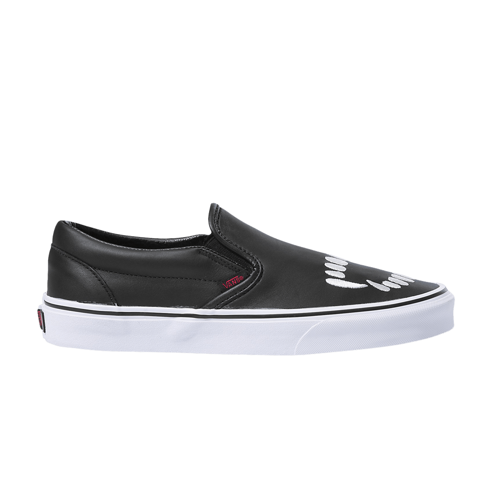 Buy Vans Classic Slip-On 'Fangs' VN000XG88MD