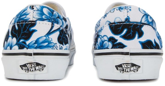 Vans 经典便鞋 '蓝色花卉' VN0A7VCFY6Z Shop Vans 经典便鞋 '蓝色花卉' VN0A7VCFY6Z