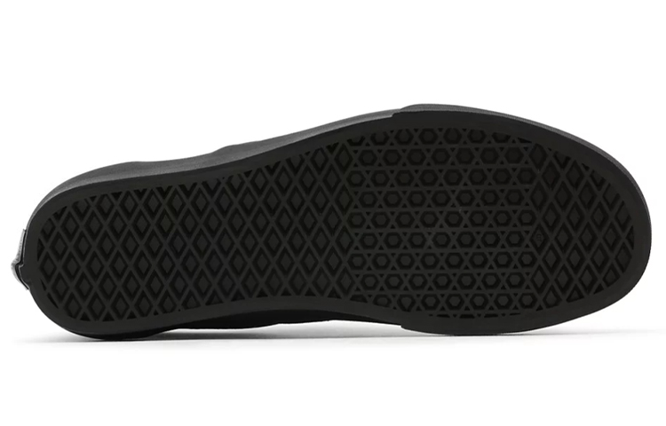 Shop Vans Classic Slip-On 'Glow Frights' Edisi Hantu Bersinar VN000XG88MG