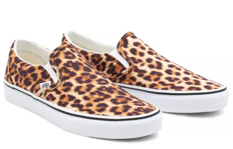 Lookbook Vans Classic Slip-On 'Leopard' untuk Pria & Wanita VN0A5AO83I6