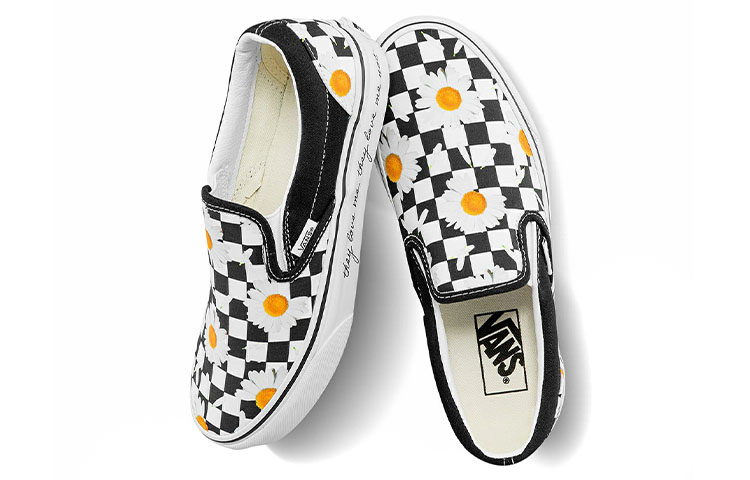 Purchase Vans 经典一脚蹬 '爱我, 不爱我' VN0A5JMHB0B