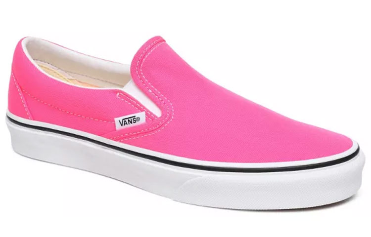 Lookbook Vans クラシックスリッポン ネオンピンク VN0A4U38WT6