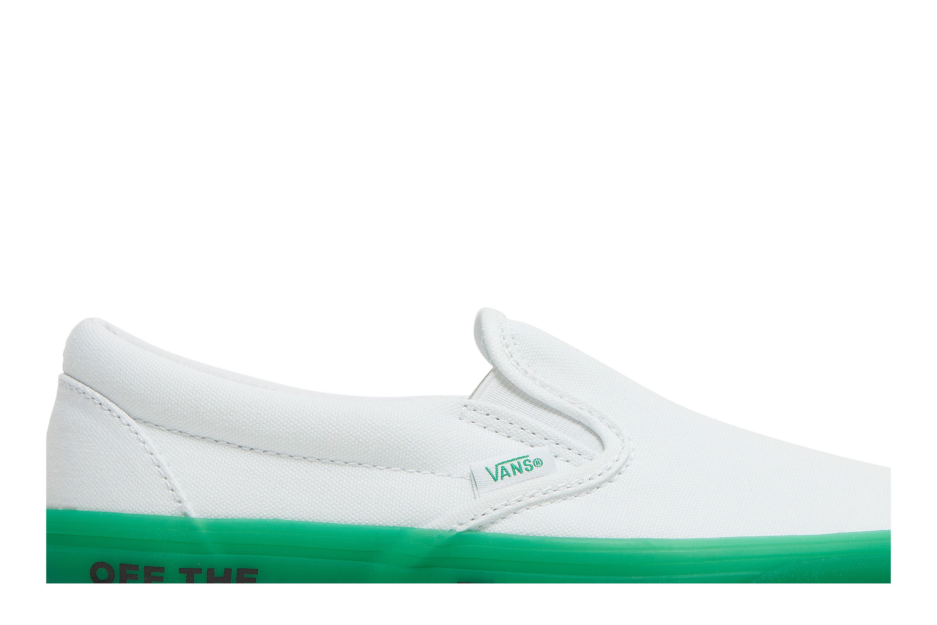 Order Vans Classic Slip-On 'OTW Lis Warna Hijau Transparan' VN0A5AO82HR
