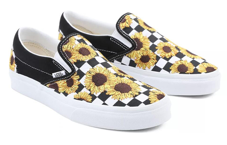 Lookbook Vans Classic Slip-On 'Sunflower Embroidery' VN0A5AO8682