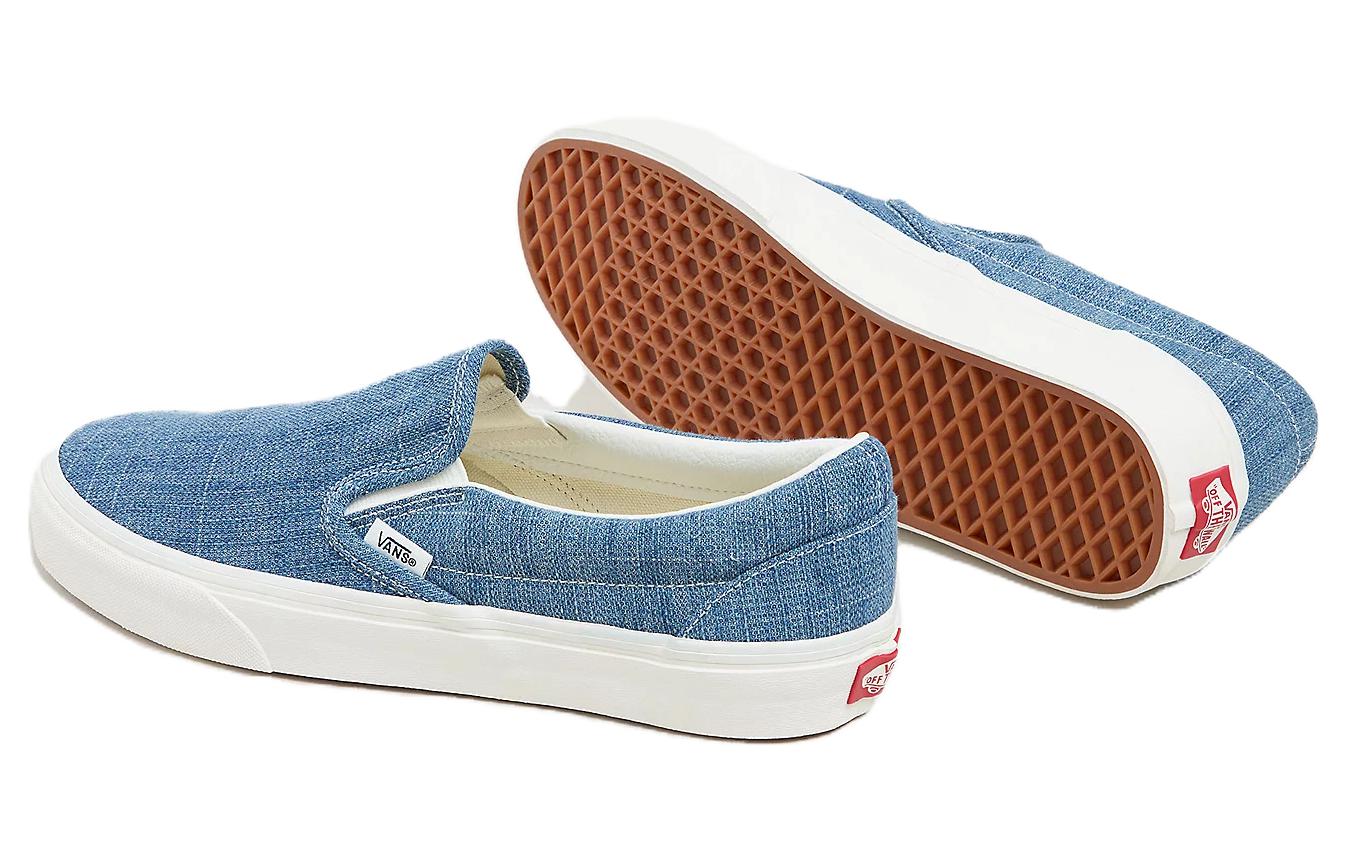 Shop Vans 经典低帮帆布鞋“缝制丹宁蓝” VN0009Q7Y6Z