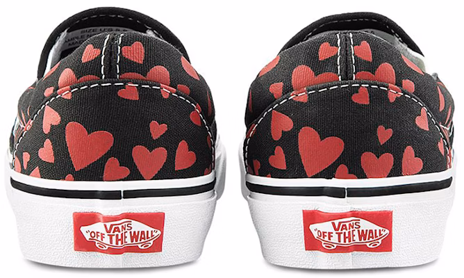 Vans クラシックスリッポン "バレンタインハート" VN0A33TB45L Purchase Vans クラシックスリッポン "バレンタインハート" VN0A33TB45L