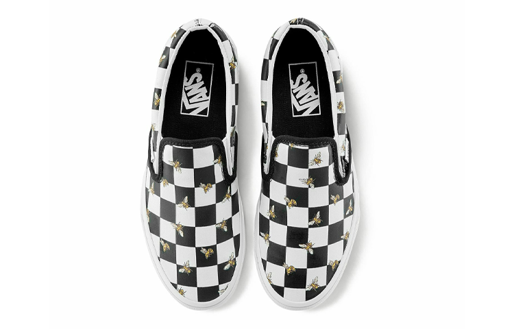 Lookbook Vans 滑入式 帆布 蜜蜂棋盤格 一腳踏 低筒 滑板鞋 男女皆宜 黑白