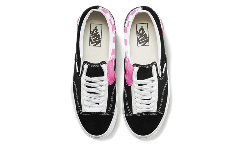 Shop Vans Classic Slip-On CAP ''Damier - Noir Rose'' VN0A3WM5T9I
